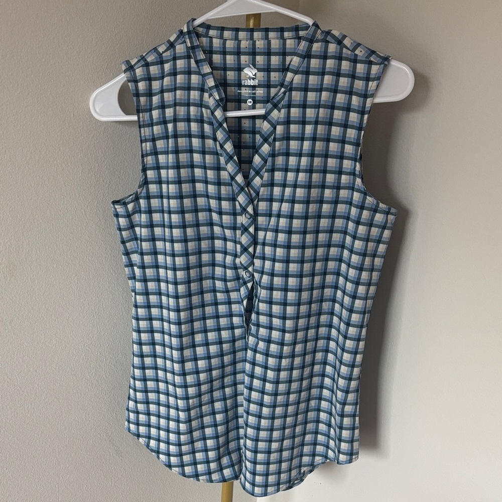 Rabbit Running Blue and White Checkered Button Down Sleeveless Tank